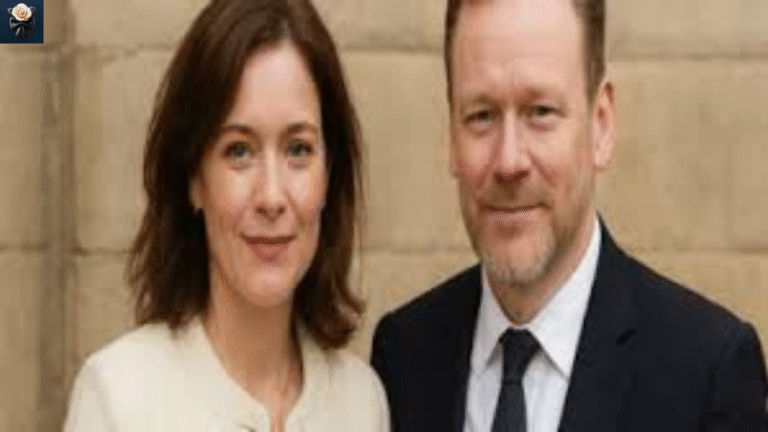 is angela rippon married